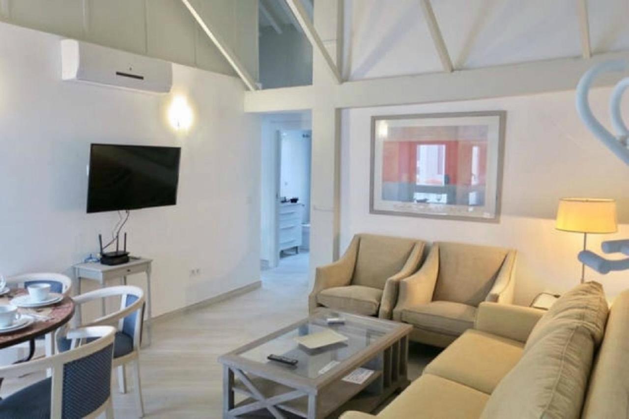 Apartamento Isla de Arriarán Málaga Exterior foto