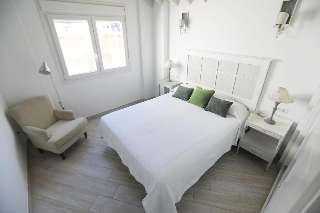 Apartamento Isla de Arriarán Málaga Exterior foto